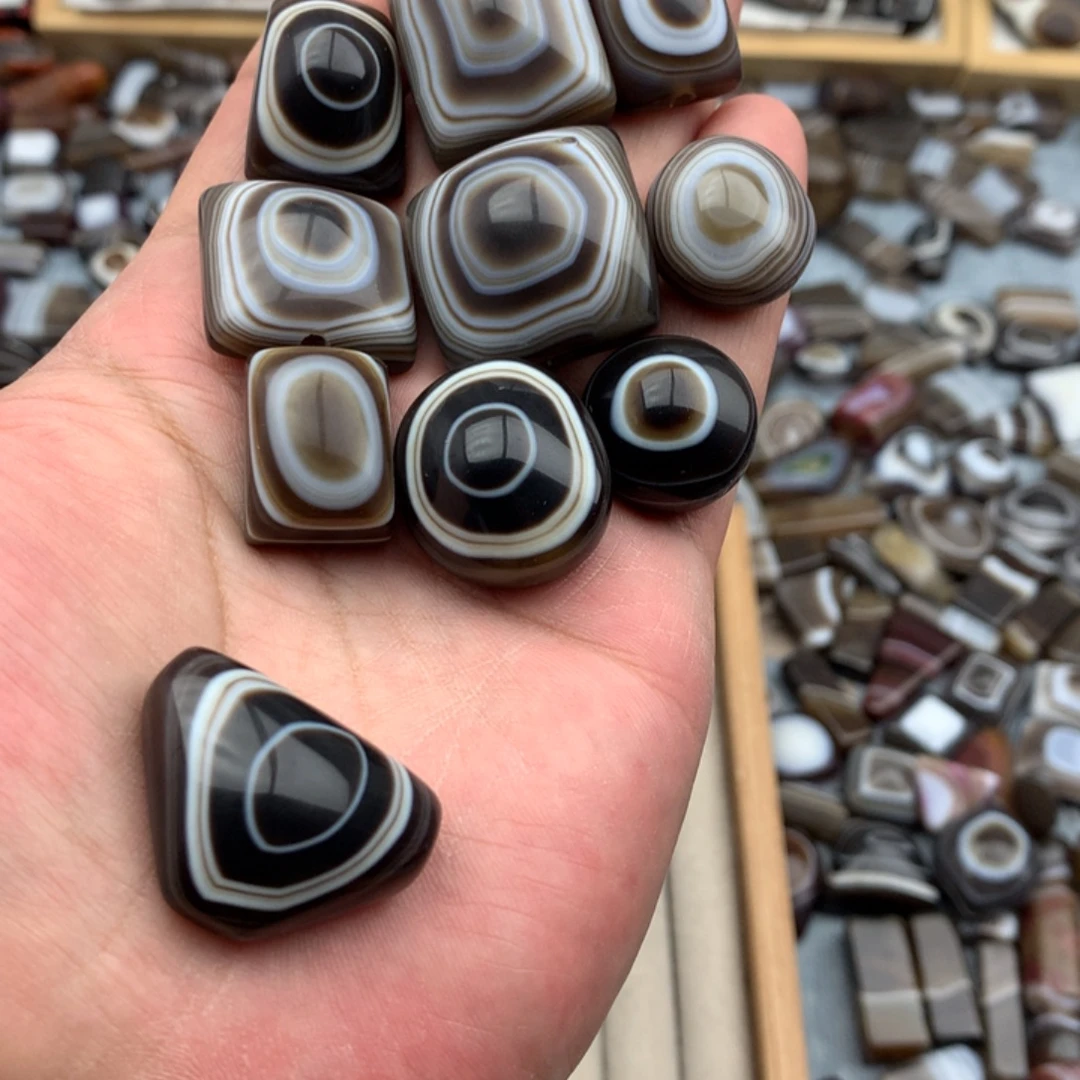 雪***鹰玛瑙/玉髓合金颈饰