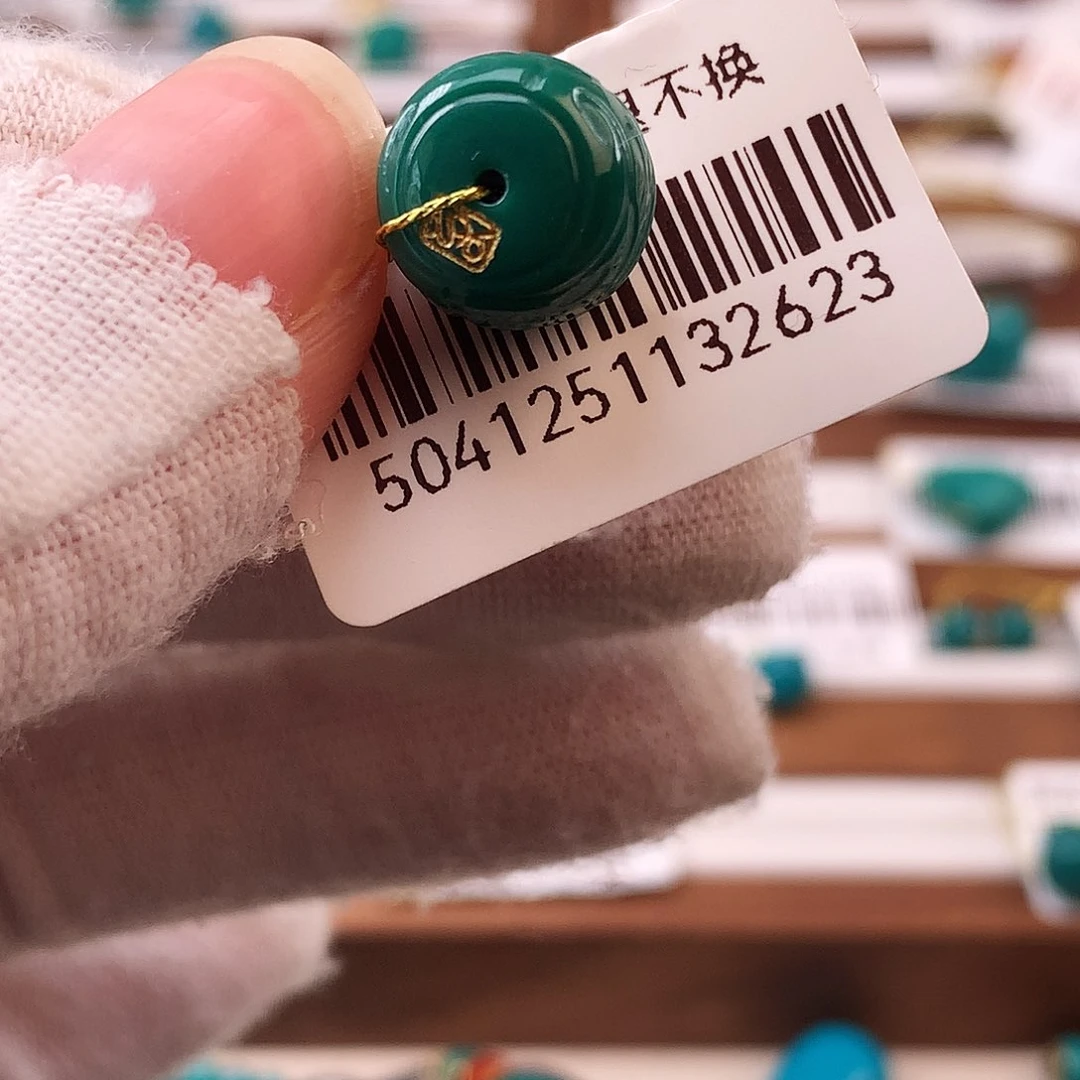 绿松石未镶嵌配饰如