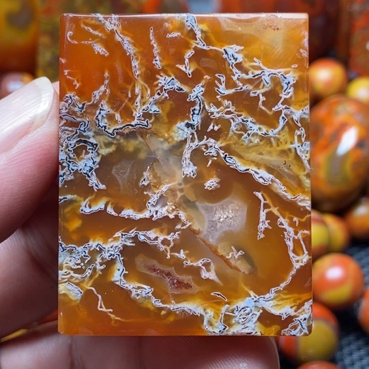 玛瑙/玉髓吊坠未镶嵌陨*哥