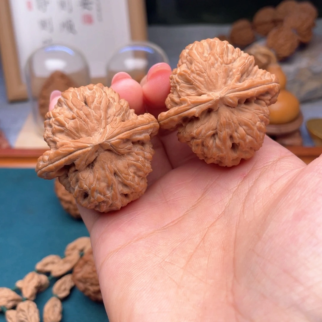 吊坠文玩核桃43尺全品白狮子