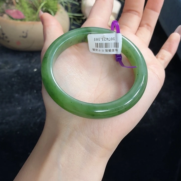 和田玉未镶嵌手镯57