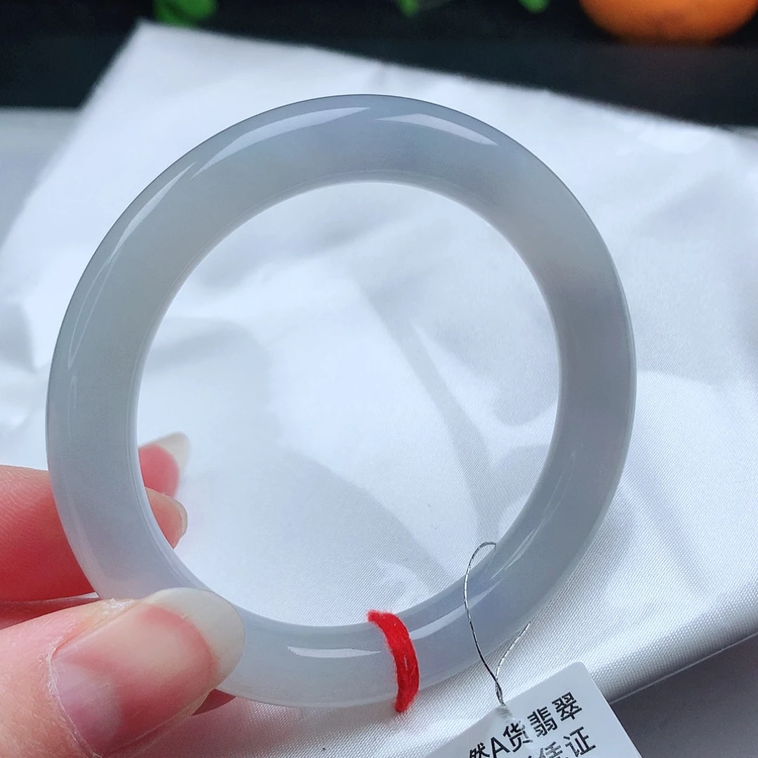 翡翠手镯未镶嵌55圆