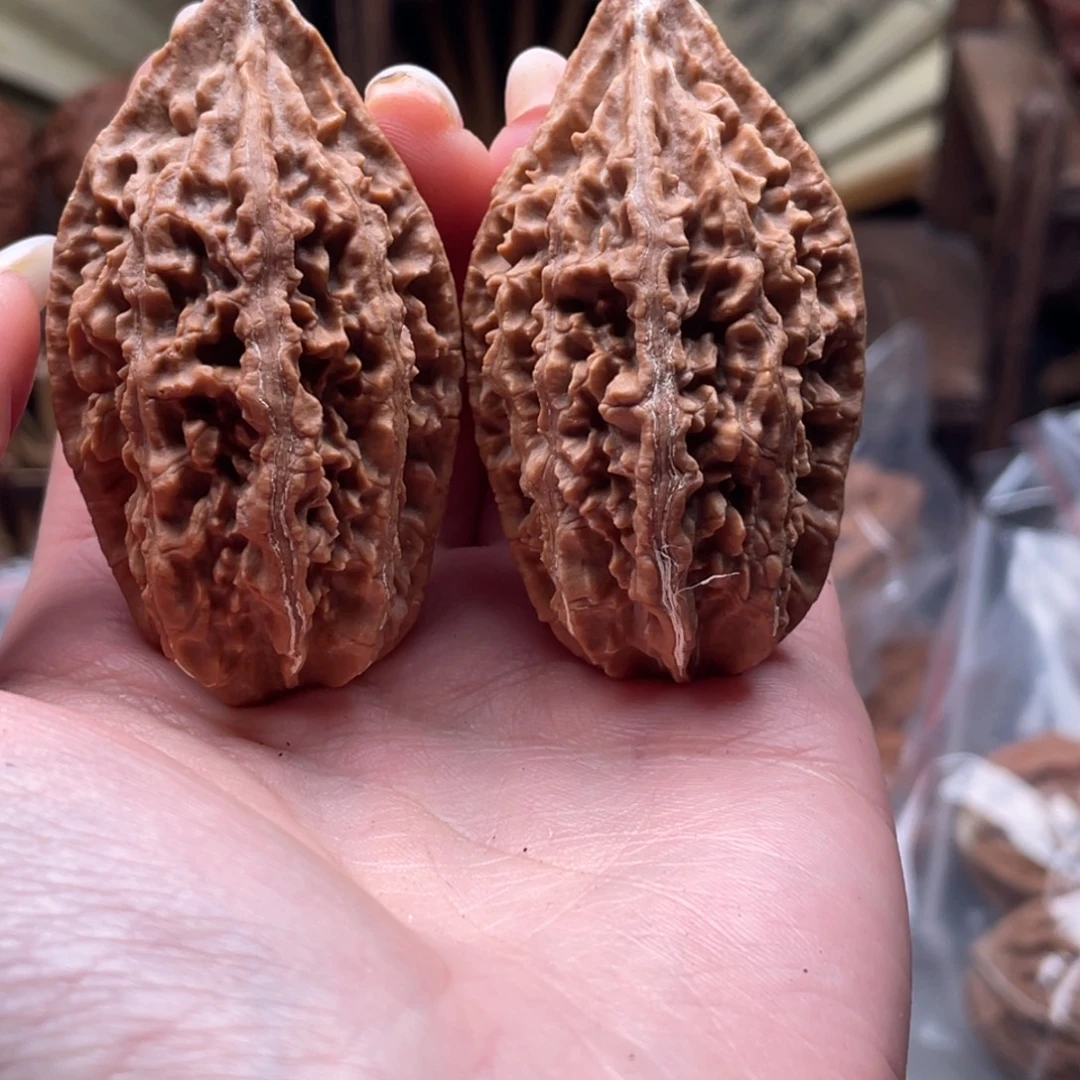 文玩核桃把件楸刀鱼97