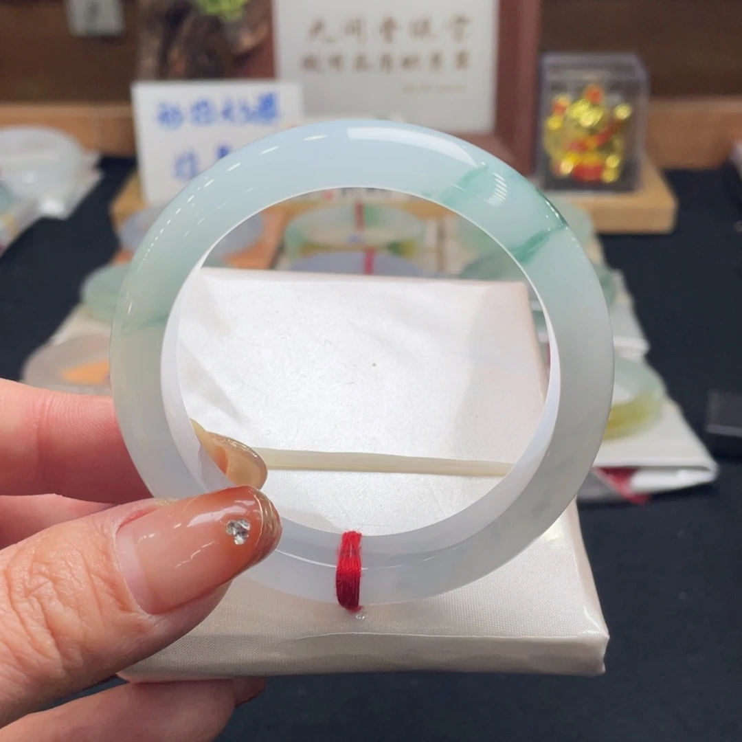 翡翠手镯未镶嵌翡翠55正圈