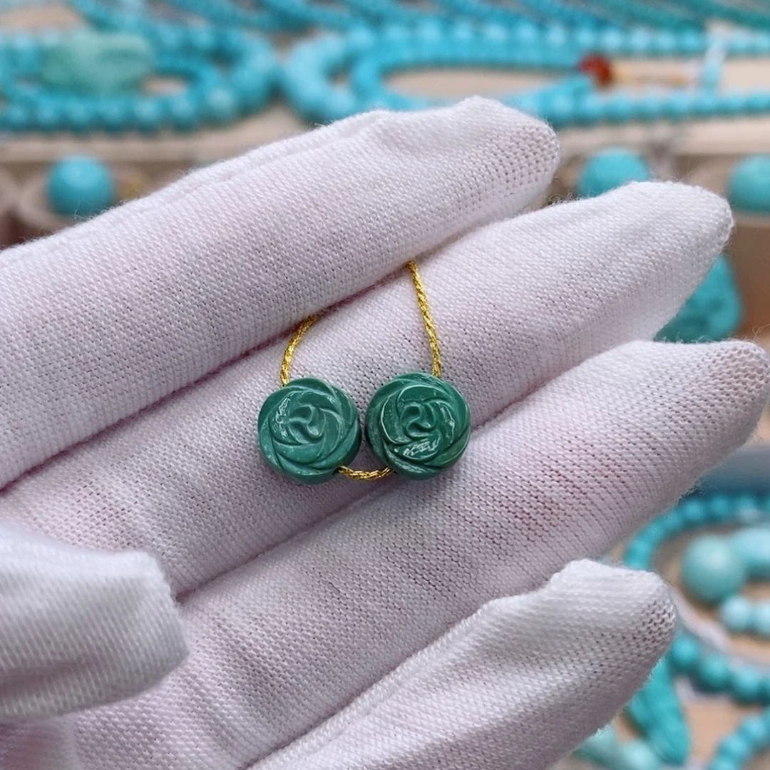 绿松石未镶嵌珠宝奇石