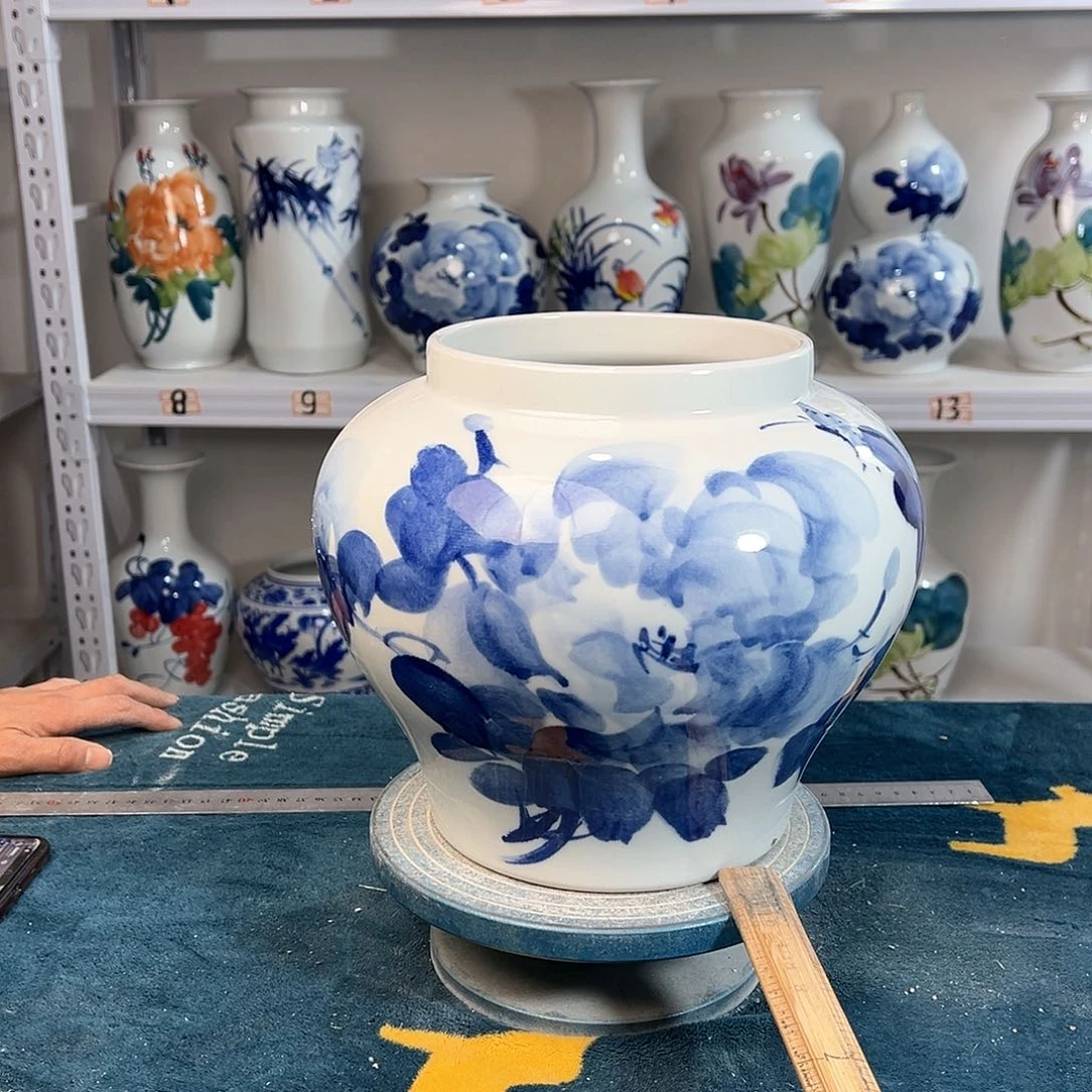 摆件景德镇陶瓷大口青牡