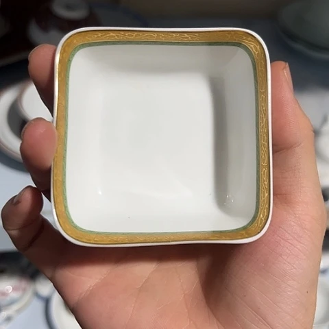 陶瓷4寸碟一个陶瓷