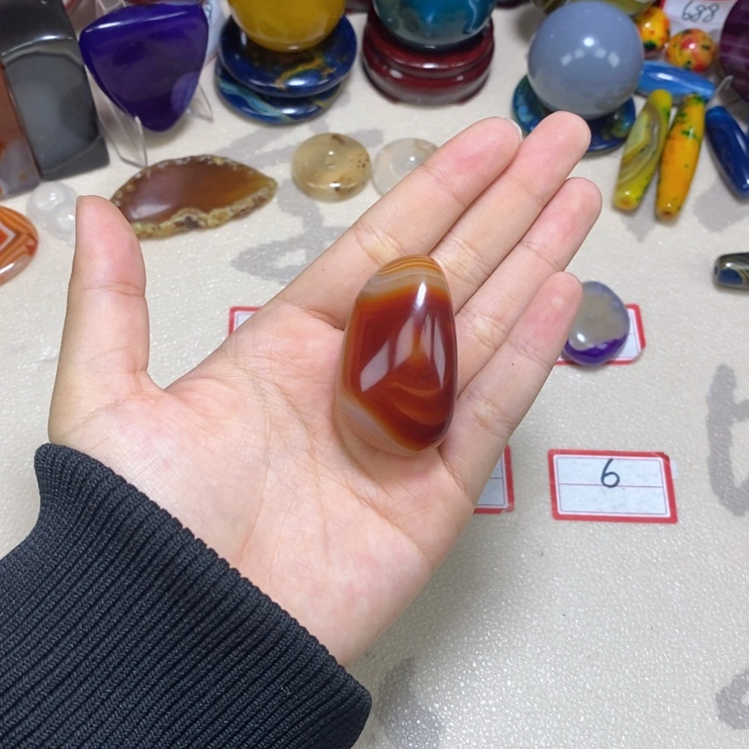 玛瑙/玉髓未镶嵌珠宝奇石