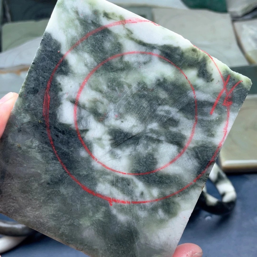 独山玉未镶嵌定制手镯