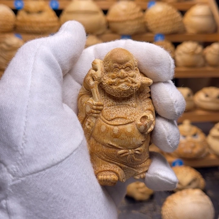 秋***凉竹根雕 纯手工制作的