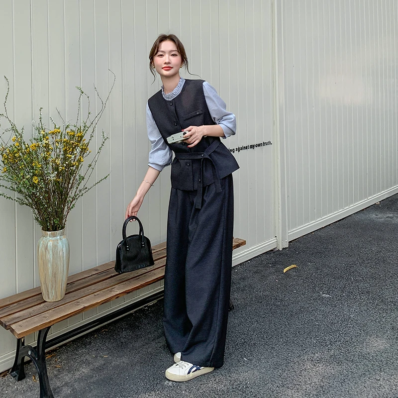 灰色高级感超火马甲打底衫女春韩系盐系穿搭一整套阔腿裤三件套潮