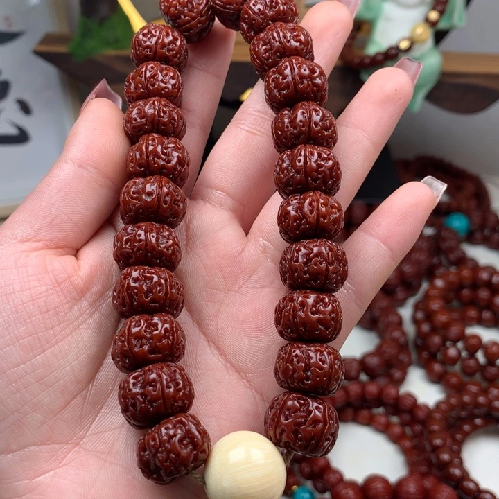 猴头核桃吊坠一代龙手持15