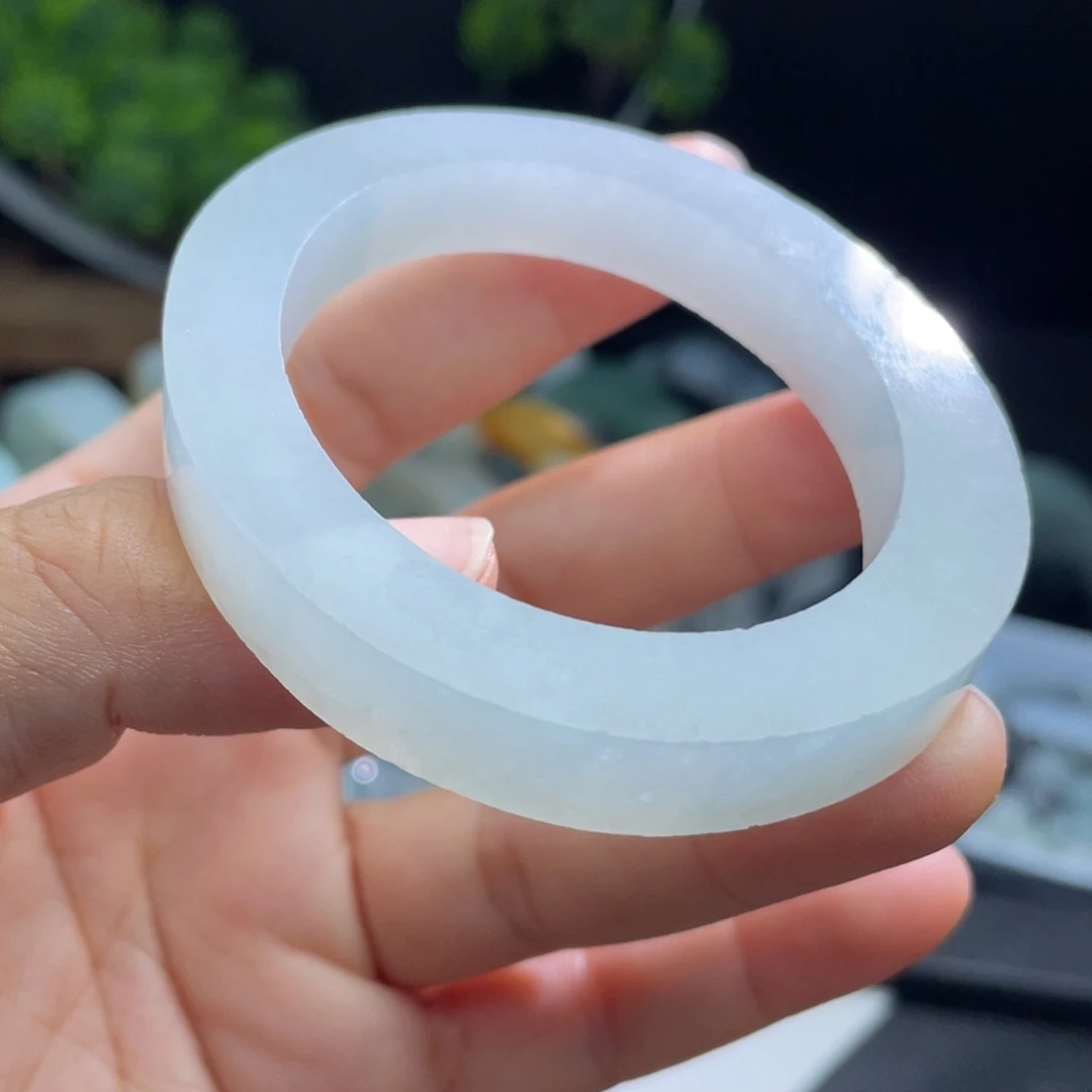 未镶嵌不退不换定制翡翠