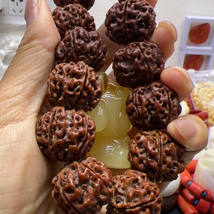 白枝/白酸枝（红酸枝木类）金白密小熊