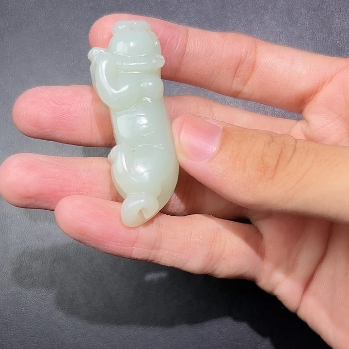 未镶嵌和田玉挂件