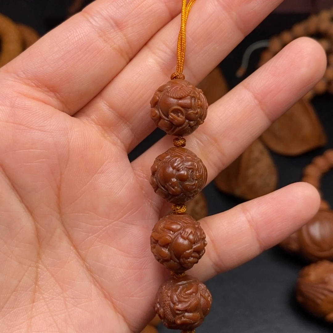 晴***猪菩提籽类橄榄核雕刻橄榄核雕刻手串