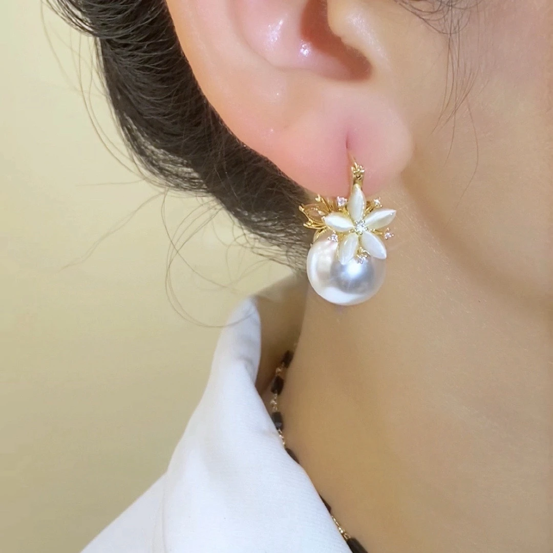 轻奢高级感锆石花朵珍珠耳扣女2024新款时尚双面耳环气质百搭耳饰