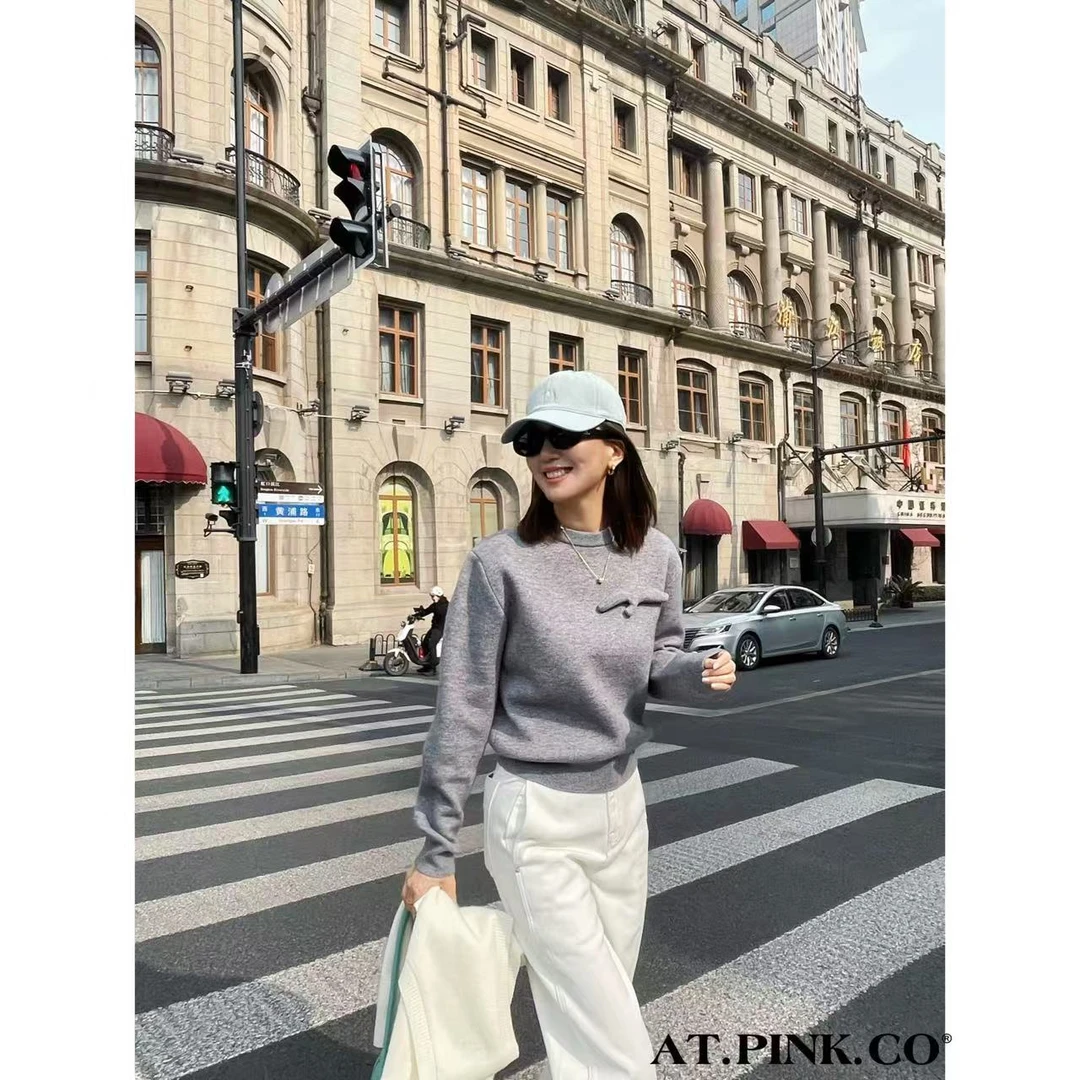 【618活动】冬芽元素刺绣灰色针织毛衣  G1365