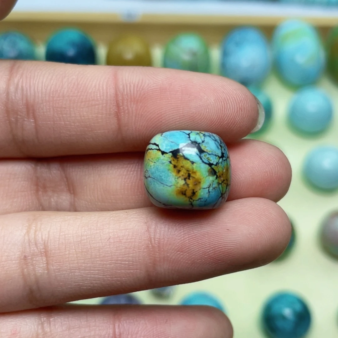 绿松石未镶嵌绿松石