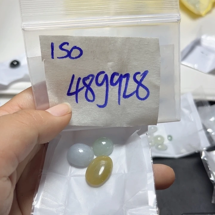 定制翡翠未镶嵌不退