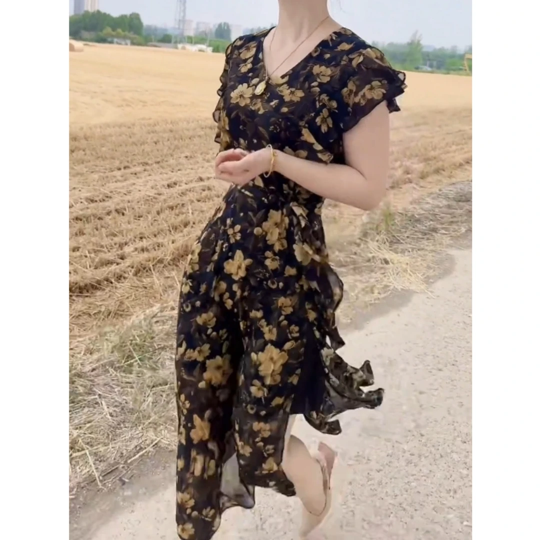 高级简约减龄时尚翠花礼服裙2025夏季新款系带收腰遮肉裙子