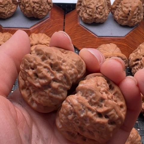 文玩核桃把件小*.边41左右