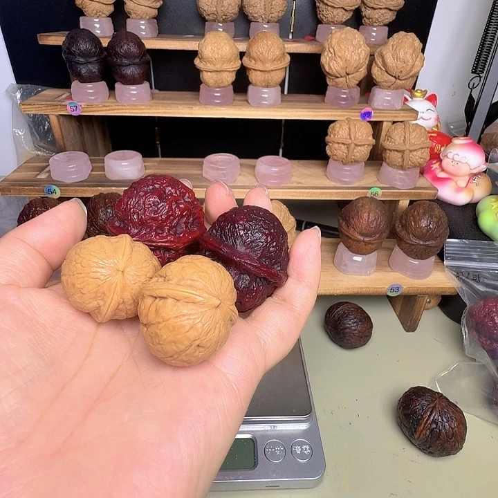 ****师吊坠文玩核桃40尺寸团凤➕30尺寸西瓜球