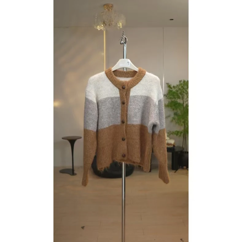 条纹撞色翻领拉链毛衣外套女秋冬季羊毛针织复古休闲圆领上衣T166