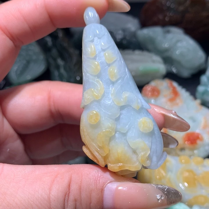 翡翠未镶嵌颈饰保真天然A货翡翠