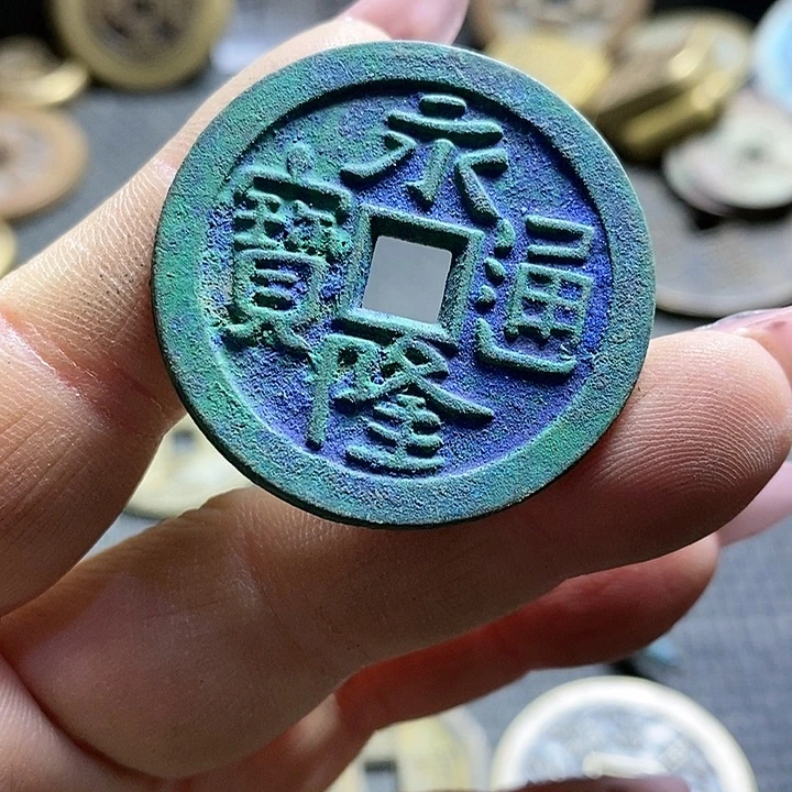 用***9铜现代文创工艺品花钱