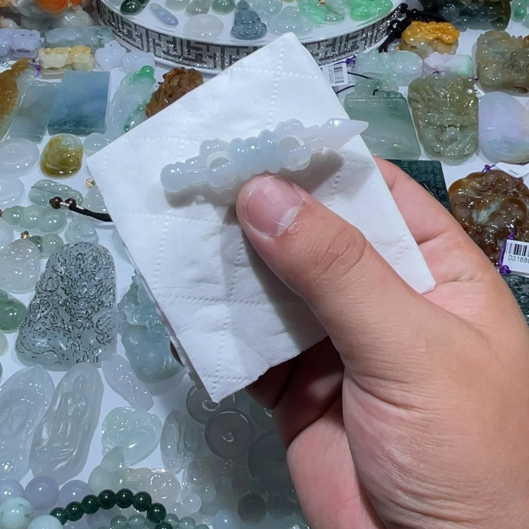 翡翠未镶嵌颈饰天然