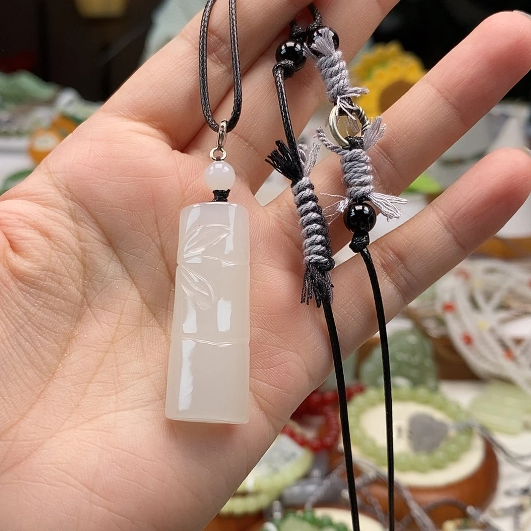 和田玉未镶嵌吊坠(不含链)
