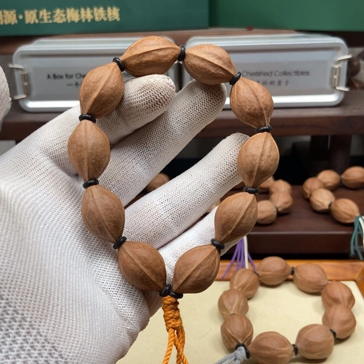 凌***云手串橄榄核1626三花