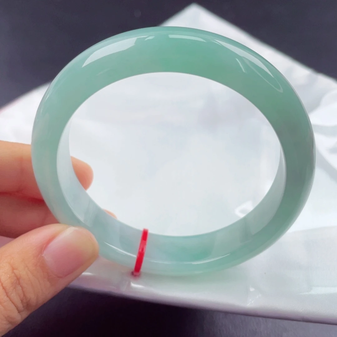 翡翠未镶嵌手镯57正圈