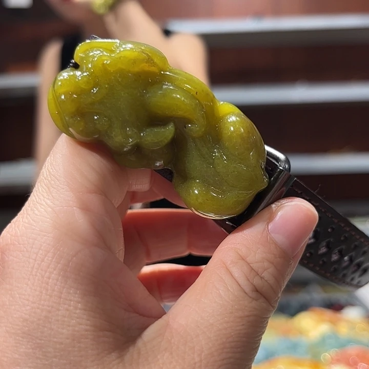 岫玉未镶嵌毛衣链