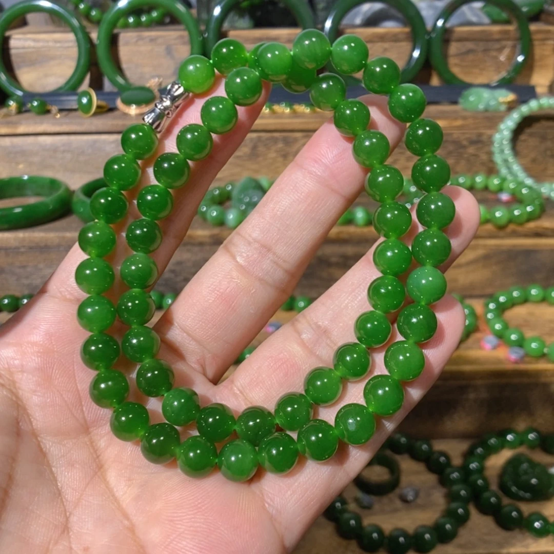 【闪购商品】吊坠(不含链)未镶嵌和田玉巴料辣绿项链 8