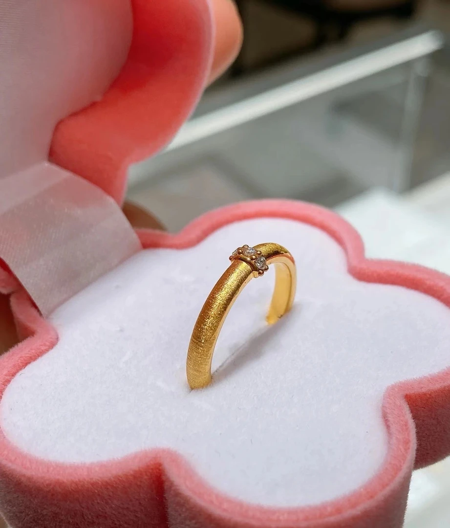 莫桑石【小鹏黄金】足金9995D点钻拉丝小方糖1.08