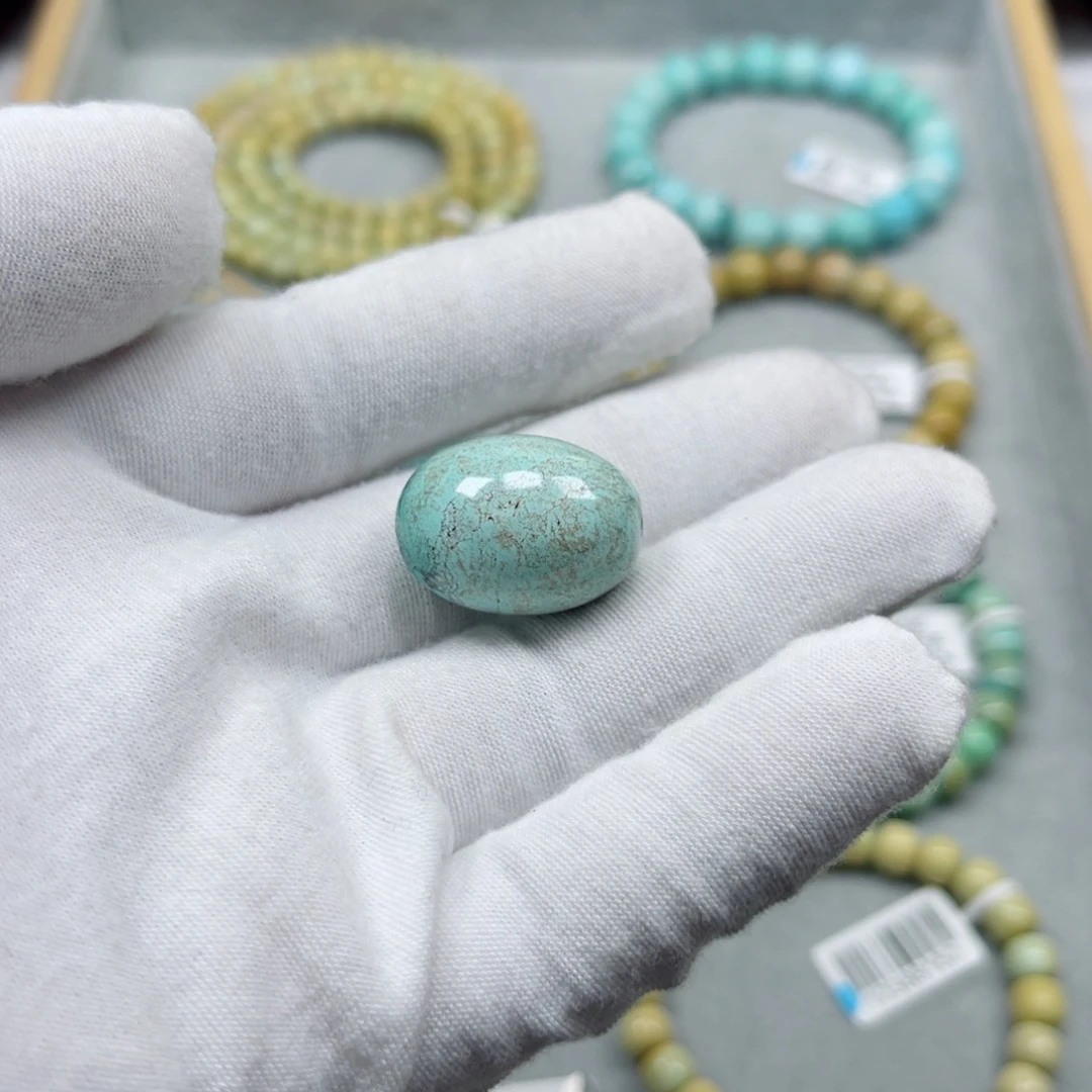绿松石未镶嵌挂件
