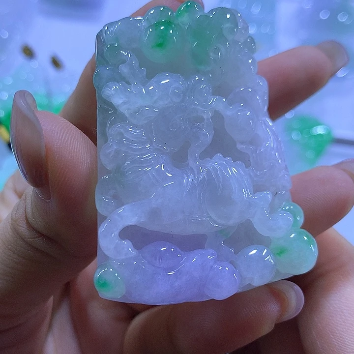 翡翠未镶嵌颈饰天然翡翠Ａ货吊坠