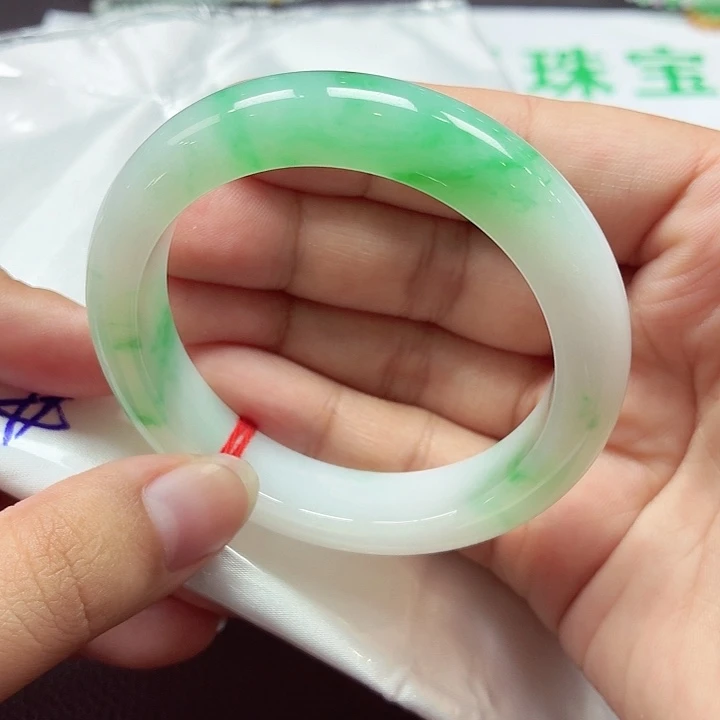 翡翠未镶嵌手镯天然缅甸A货翡翠