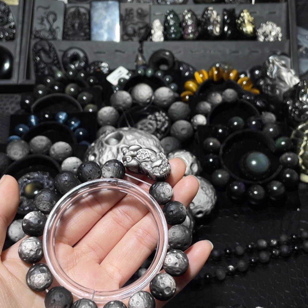 靖***淞黑曜岩未镶嵌珠宝奇石