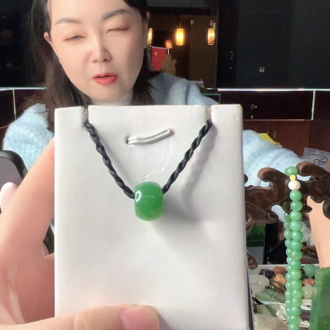 密玉（石英质玉）未镶嵌颈饰