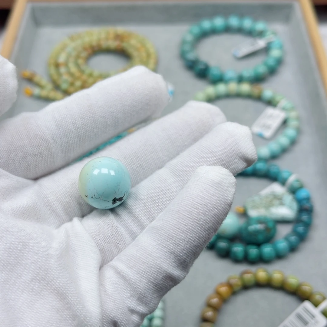 绿松石未镶嵌挂件