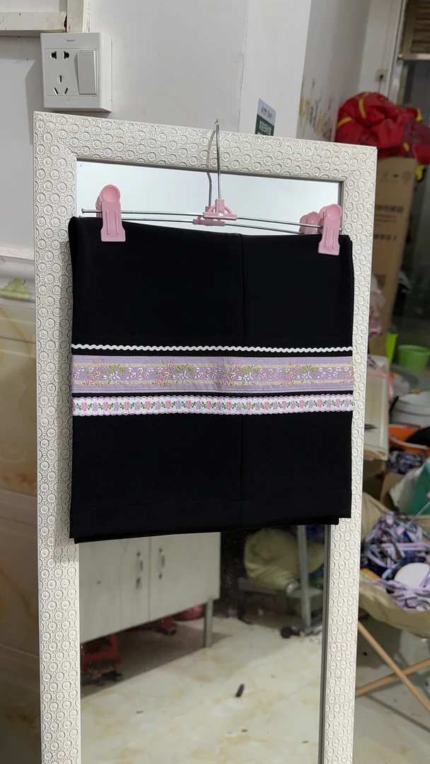 少数民族直筒裤西装面料