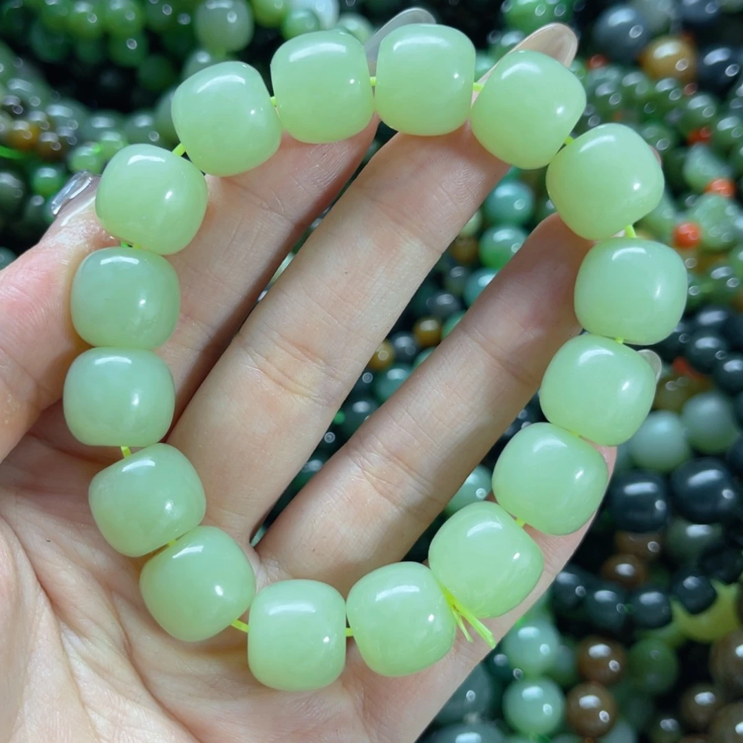 手链未镶嵌和田玉