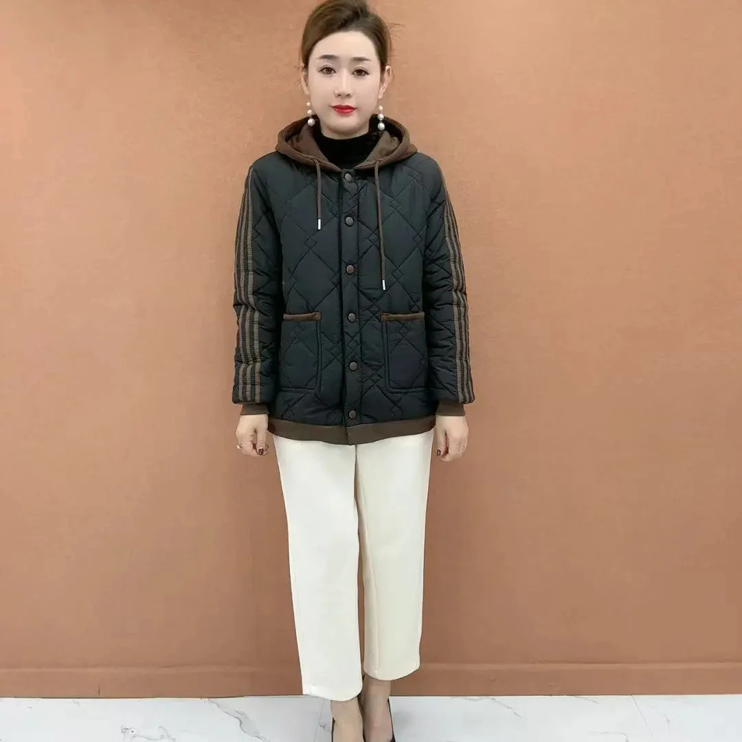 时尚加棉加厚冬季小个子妈妈休闲短外套X纯色保暖连帽中老年棉服