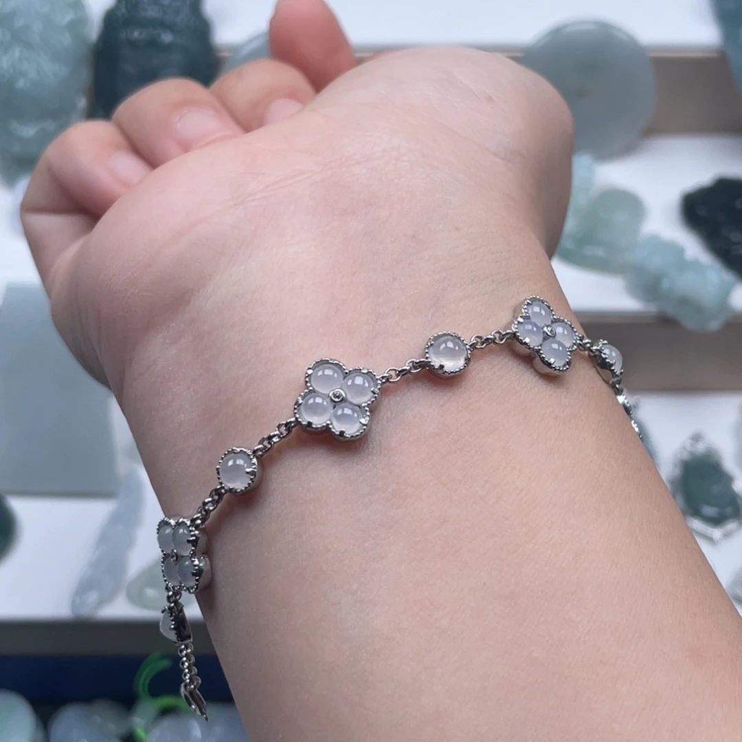 翡翠未镶嵌颈饰55