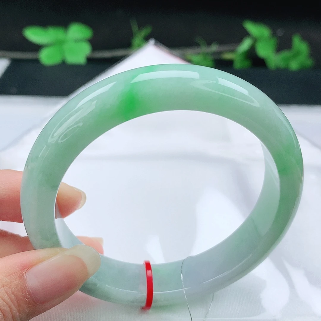 翡翠未镶嵌手镯59圈