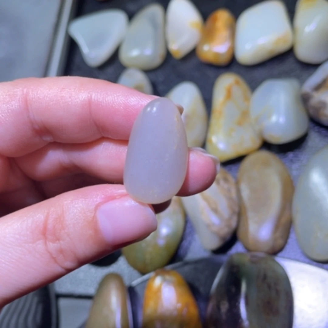 【闪购商品】颈饰未镶嵌和田玉