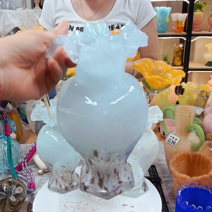 琉璃清场花瓶摆件不完美